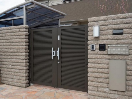 Installation de portails : comment personnaliser et s&eacute;curiser votre entr&eacute;e ?