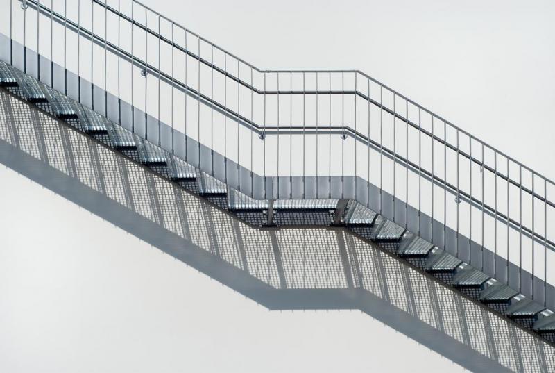 Quelles normes respecter pour installer un garde-corps en m&eacute;tal ?